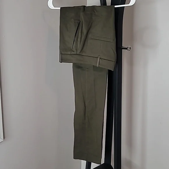 Front slit pants - Picture 9 of 14